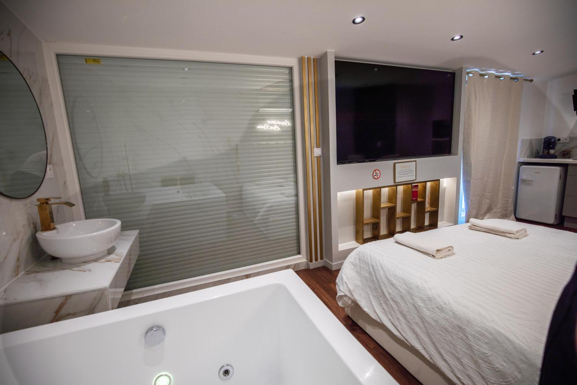 L'Experience Love Room Saint-Jean-Bonnefonds Exterior foto